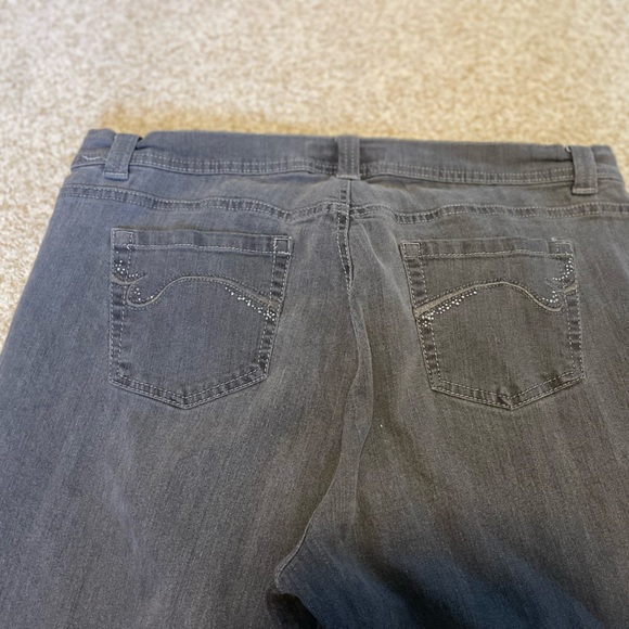 Charter Club Tummy Slimming Curvy Bootcut Gray Jeans Petite - Picture 2 of 5